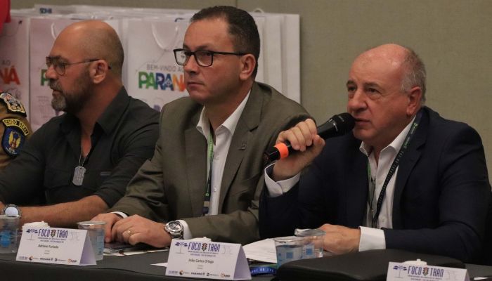  Governo apresenta programa Asfalto Novo, Vida Nova em evento nacional de trânsito